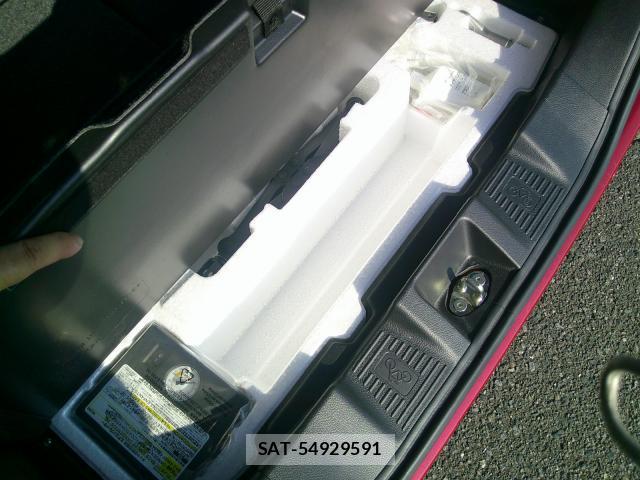 Suzuki SPACIA 2023-10 8651154-14