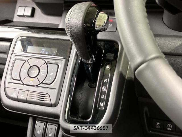 Suzuki SPACIA 2025-11 8653715-16