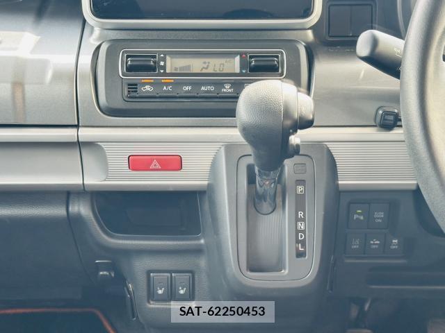 Suzuki SPACIA 2019-02 8653303-18
