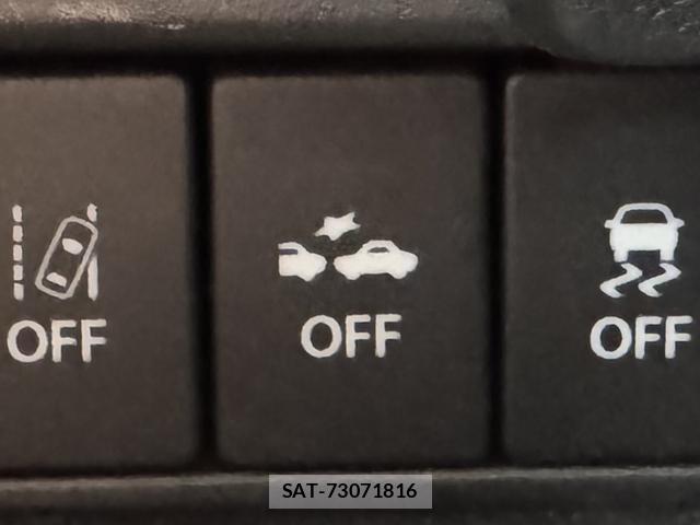 Suzuki SPACIA 2020-09 8647273-4
