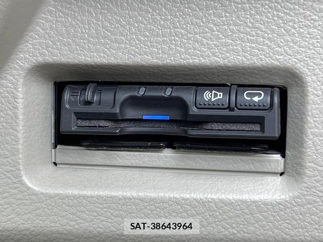 Suzuki SPACIA 2013-11 8652300-3