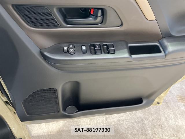 Suzuki SPACIA 2025-03 8653079-11