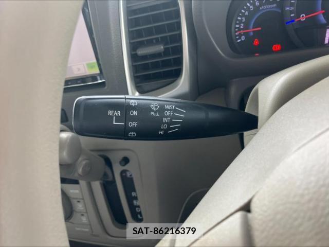 Suzuki SPACIA 2015-02 8653825-13