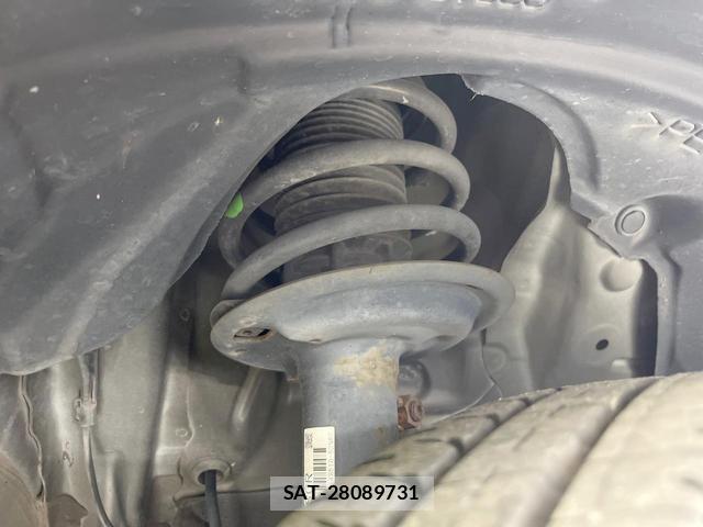 Toyota SPADE 2018-02 8648350-19