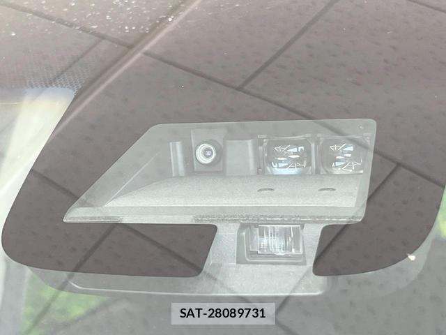 Toyota SPADE 2018-02 8648350-4