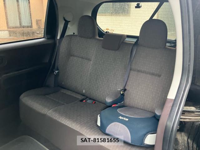 Toyota SPADE 2013-09 8648698-10