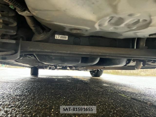 Toyota SPADE 2013-09 8648698-7