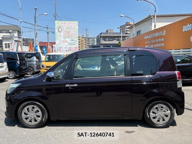Toyota SPADE 2016-03 8649749-15