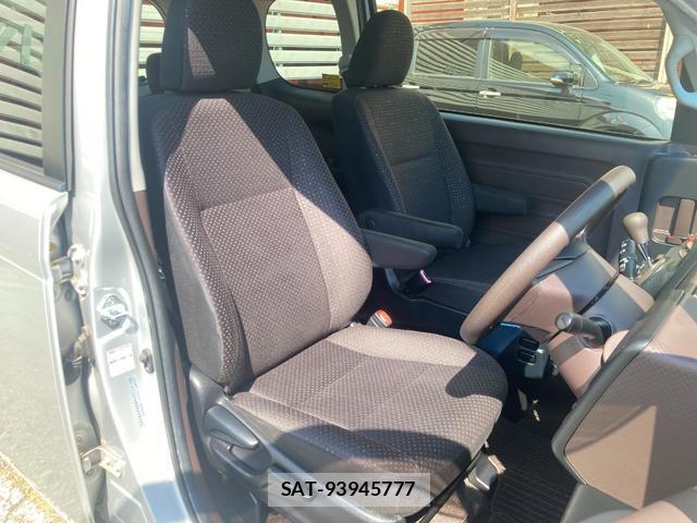 Toyota SPADE 2013-06 8650077-18