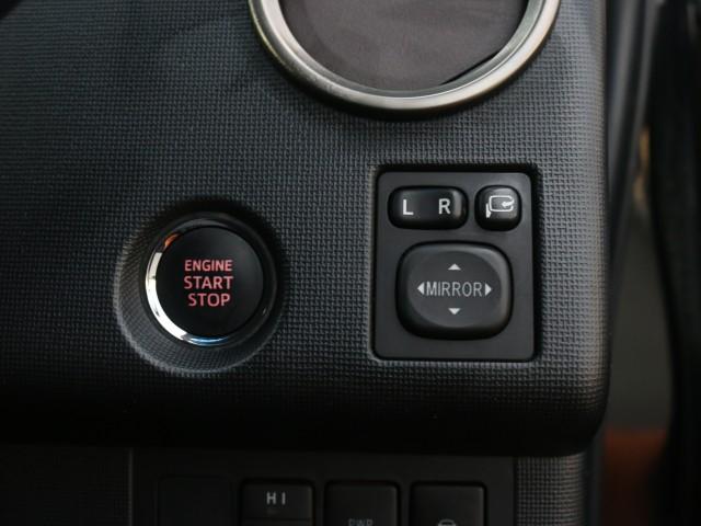 Toyota SPADE 2012-10 8650836-16