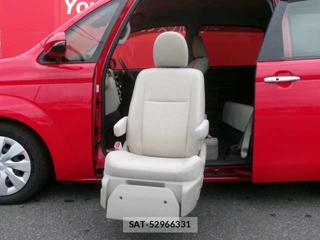 Toyota SPADE 2017-06 8653929-0