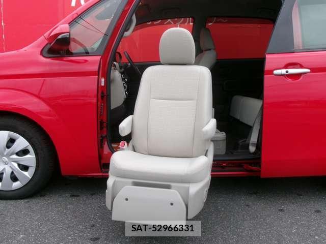 Toyota SPADE 2017-06 8653929-11