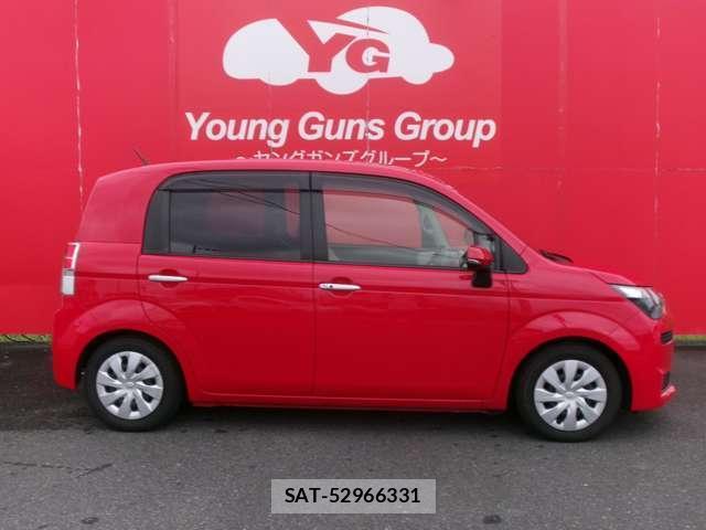 Toyota SPADE 2017-06 8653929-5