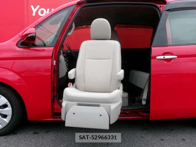 Toyota SPADE 2017-06 8653929-9