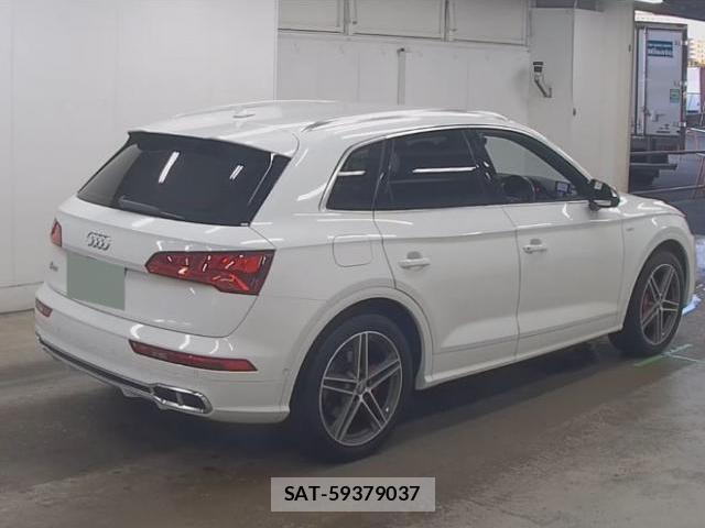 Audi SQ5 2018-03 8652790-1