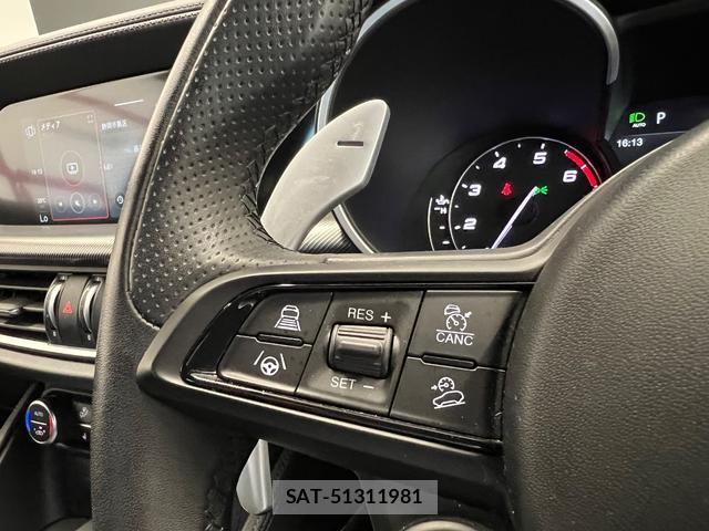 ALFA ROMEO STELVIO 2023-06 8648740-3