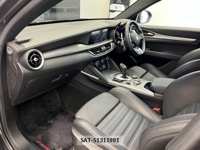 ALFA ROMEO STELVIO 2023-06 8648740-7
