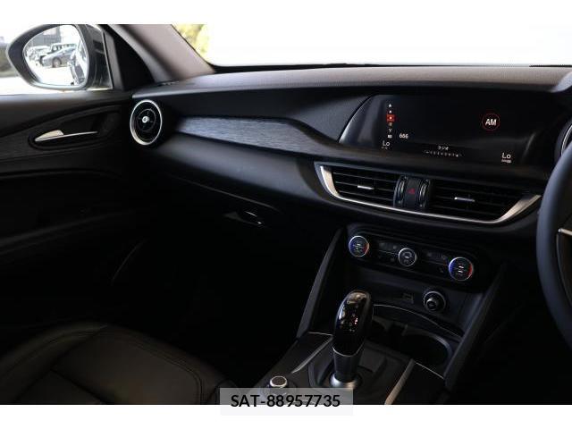 ALFA ROMEO STELVIO 2019-09 8648816-17