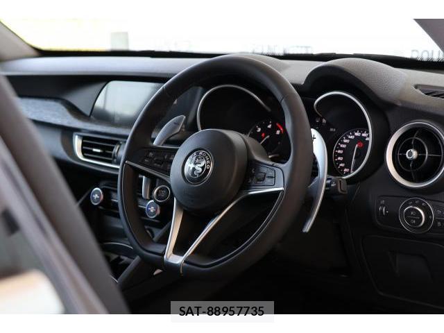 ALFA ROMEO STELVIO 2019-09 8648816-4