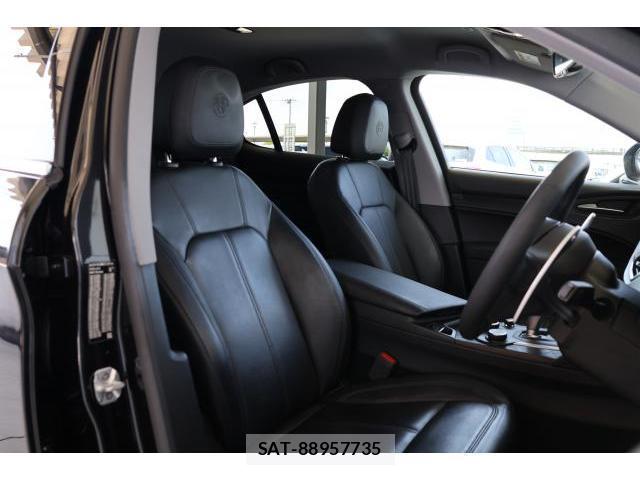 ALFA ROMEO STELVIO 2019-09 8648816-5