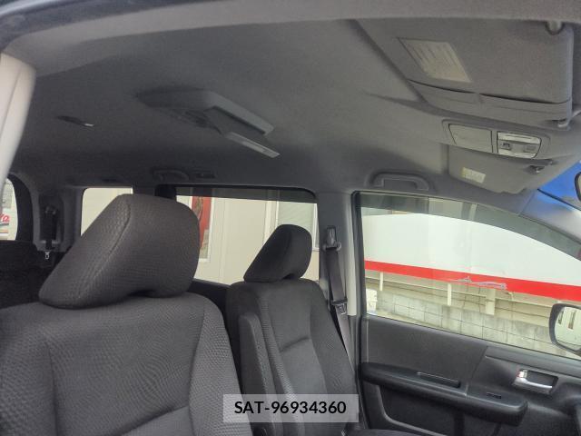 Honda e 2012-06 8646661-5