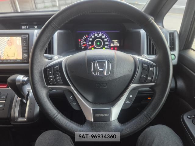 Honda e 2012-06 8646661-7