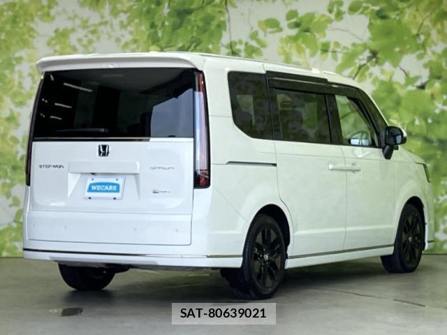Honda e 2025-01 8647350-2