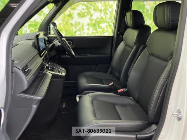 Honda e 2025-01 8647350-6
