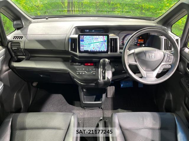 Honda e 2012-05 8648217-1