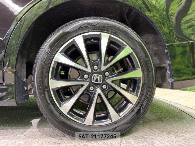 Honda e 2012-05 8648217-13
