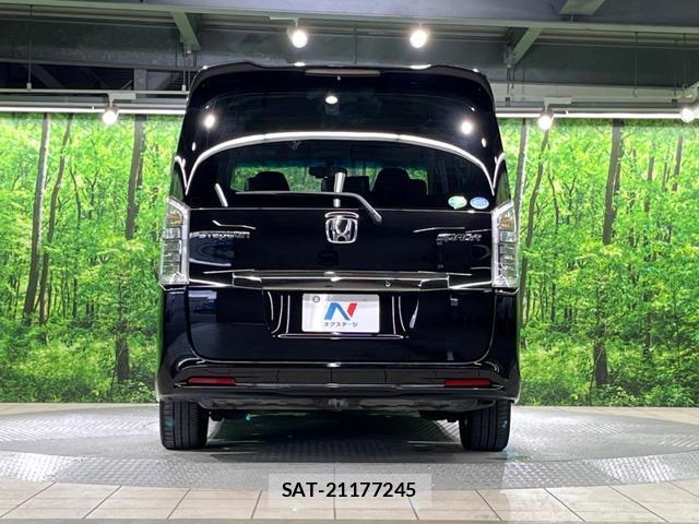 Honda e 2012-05 8648217-15