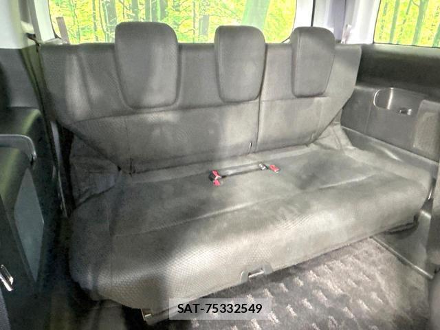 Honda e 2012-05 8649528-10