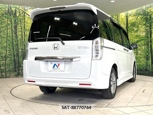 Honda e 2013-09 8649529-17