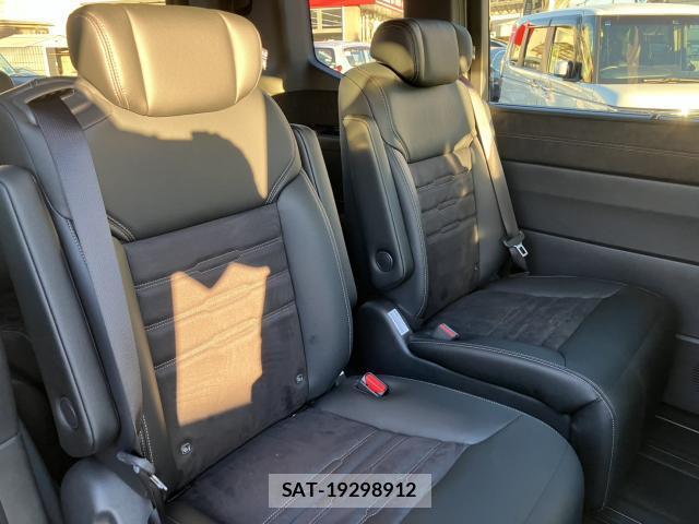 Honda e 2026-08 8649930-10