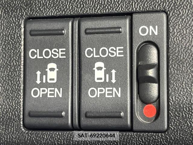 Honda e 2017-09 8650016-5
