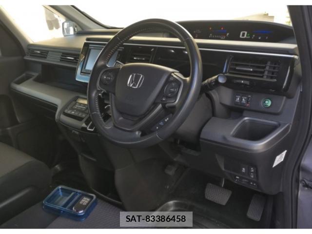 Honda e 2016-01 8650436-2