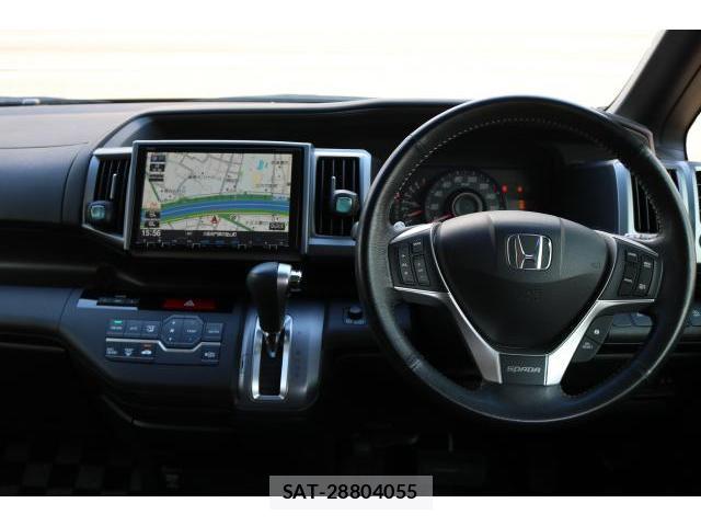 Honda e 2014-01 8650826-2