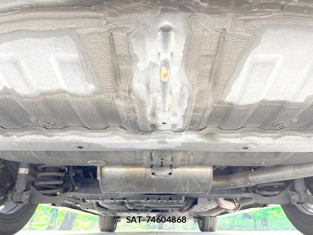 Honda e 2013-07 8651699-18