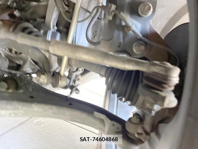 Honda e 2013-07 8651699-19