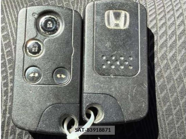 Honda e 2011-11 8653440-18