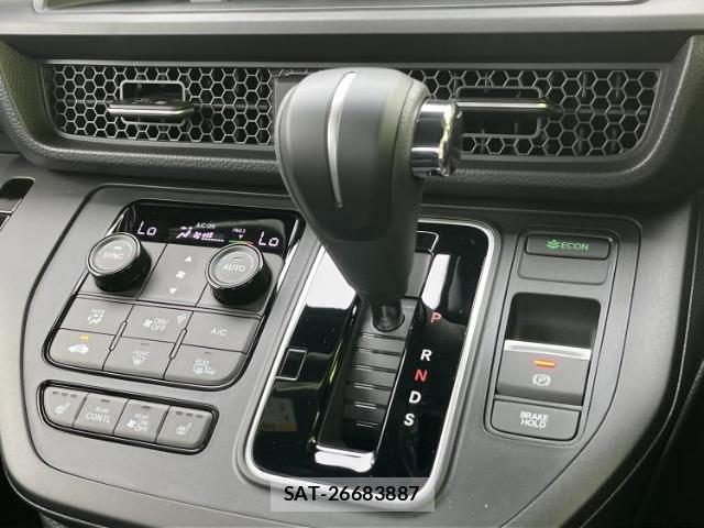 Honda e 2026-06 8653645-12
