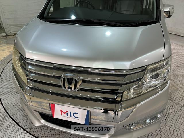 Honda e 2013-07 8653918-11