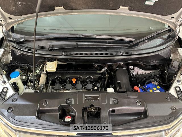 Honda e 2013-07 8653918-17