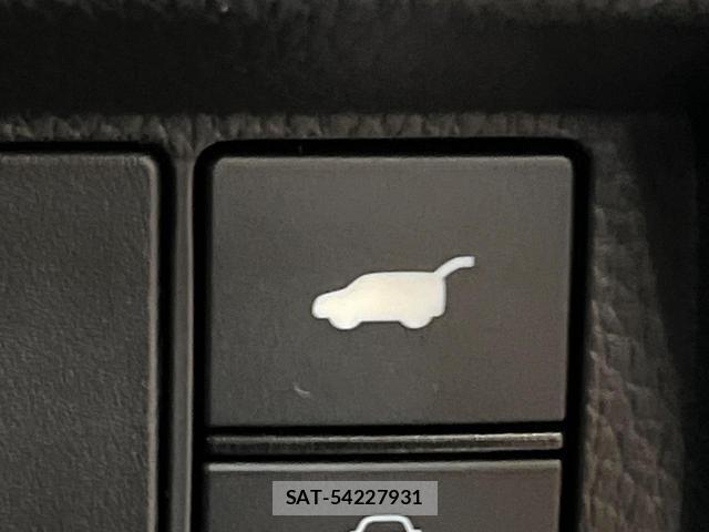 Honda e 2023-10 8647285-6