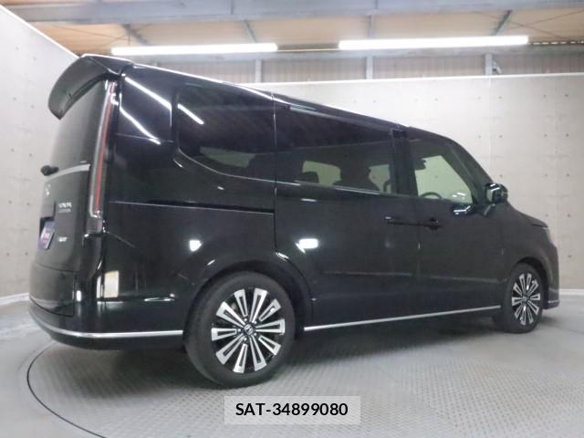 Honda e 2023-09 8647736-1