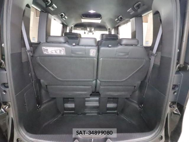 Honda e 2023-09 8647736-12