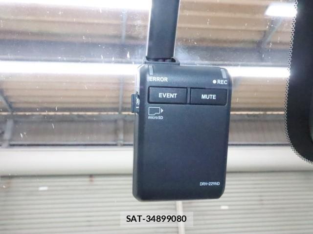 Honda e 2023-09 8647736-15