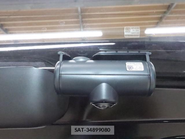 Honda e 2023-09 8647736-17