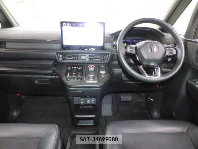 Honda e 2023-09 8647736-2