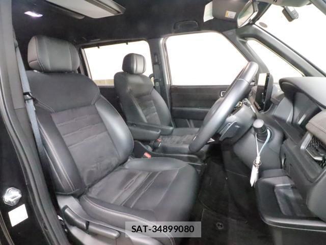 Honda e 2023-09 8647736-3